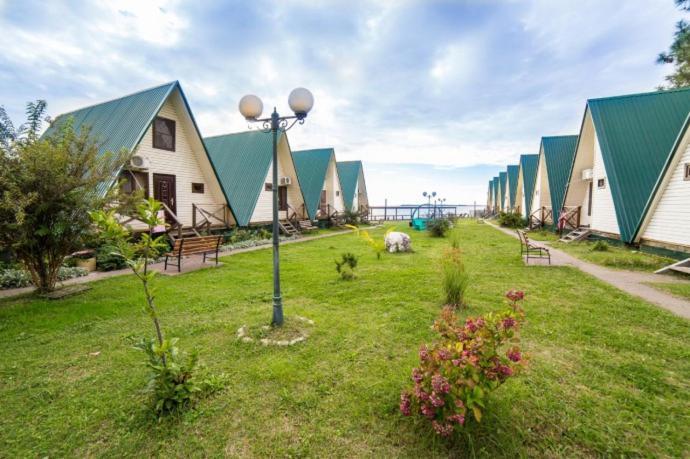 Kyalasur Hotel Sukhumi Exterior photo